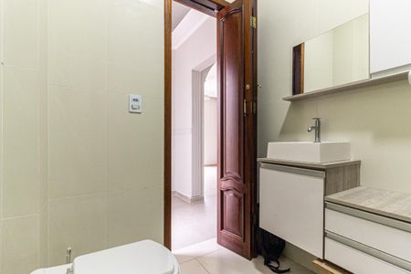 Studio à venda com 58m², 1 quarto e sem vaga Studio à venda com 58m², 1 quarto e sem vagaBanheiro