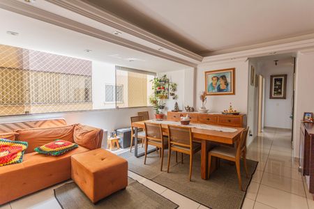 Sala de apartamento à venda com 3 quartos, 822m² em Floresta, Belo Horizonte