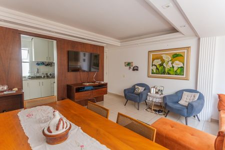 Sala de apartamento à venda com 3 quartos, 822m² em Floresta, Belo Horizonte