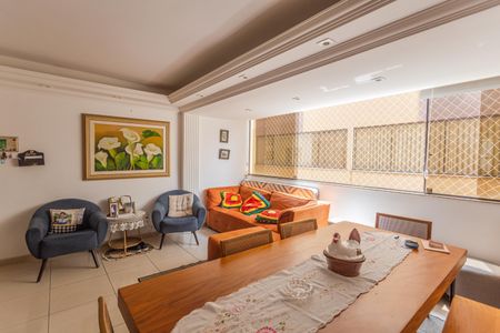 Sala de apartamento à venda com 3 quartos, 822m² em Floresta, Belo Horizonte