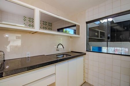 Apartamento para alugar com 120m², 2 quartos e 1 vagaCozinha