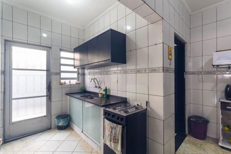 Casa à venda com 80m², 2 quartos e 2 vagas Casa à venda com 80m², 2 quartos e 2 vagasCozinha
