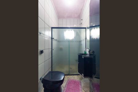 Casa à venda com 80m², 2 quartos e 2 vagas Casa à venda com 80m², 2 quartos e 2 vagasBanheiro