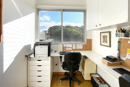 Apartamento à venda com 88m², 3 quartos e 2 vagasQuarto 3