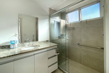 Apartamento à venda com 88m², 3 quartos e 2 vagasBanheiro da Suíte 1