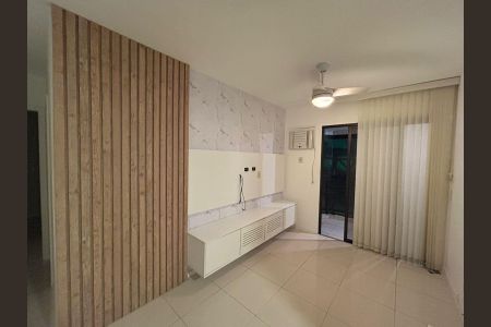 Sala de apartamento para alugar com 2 quartos, 60m² em Freguesia (Jacarepaguá), Rio de Janeiro
