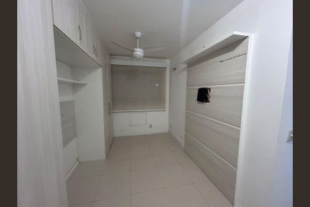 Quarto de apartamento para alugar com 2 quartos, 60m² em Freguesia (Jacarepaguá), Rio de Janeiro