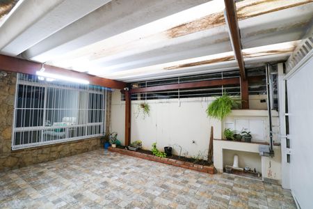 Garagem de casa para alugar com 3 quartos, 125m² em Campo Belo, São Paulo