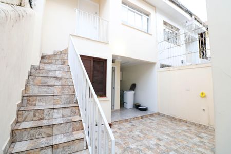 Casa para alugar com 125m², 3 quartos e 2 vagasQuintal