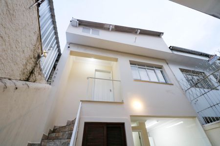 Casa para alugar com 125m², 3 quartos e 2 vagasEdícula