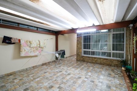Garagem de casa para alugar com 3 quartos, 125m² em Campo Belo, São Paulo
