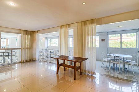 Apartamento à venda com 172m², 2 quartos e 3 vagas Apartamento à venda com 172m², 2 quartos e 3 vagasÁrea comum - Salão de festas