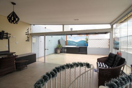 Apartamento à venda com 172m², 2 quartos e 3 vagas Apartamento à venda com 172m², 2 quartos e 3 vagasCobertura