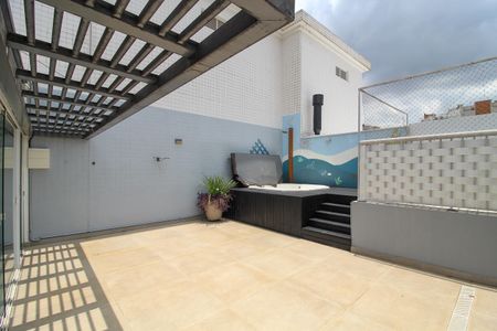 Apartamento à venda com 172m², 2 quartos e 3 vagas Apartamento à venda com 172m², 2 quartos e 3 vagasCobertura