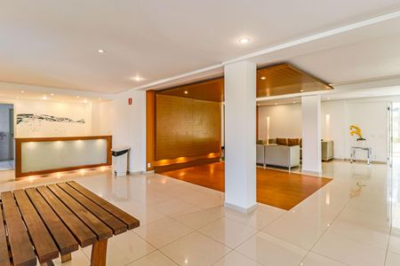 Apartamento à venda com 172m², 2 quartos e 3 vagas Apartamento à venda com 172m², 2 quartos e 3 vagasÁrea comum - Salão de festas