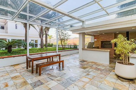 Apartamento à venda com 172m², 2 quartos e 3 vagas Apartamento à venda com 172m², 2 quartos e 3 vagasÁrea comum - Churrasqueira