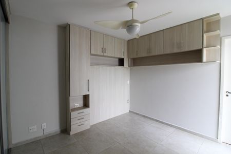 Apartamento à venda com 172m², 2 quartos e 3 vagas Apartamento à venda com 172m², 2 quartos e 3 vagasSuíte