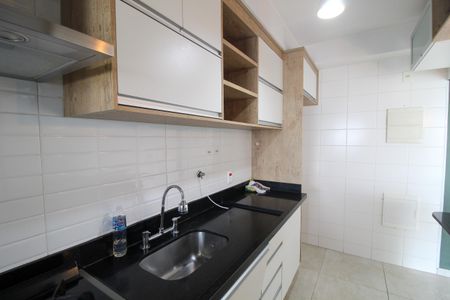Apartamento à venda com 172m², 2 quartos e 3 vagas Apartamento à venda com 172m², 2 quartos e 3 vagasCozinha