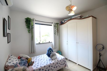 Casa de condomínio à venda com 154m², 4 quartos e 2 vagasQuarto 3