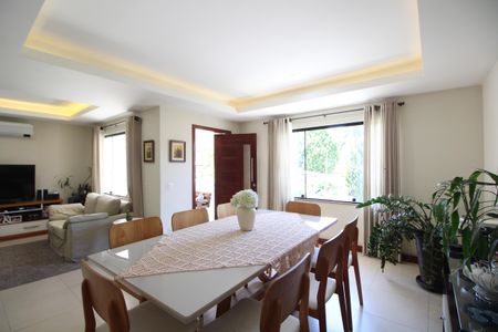 Sala de casa de condomínio à venda com 4 quartos, 154m² em Gardênia Azul, Rio de Janeiro