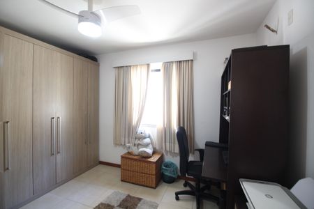 Casa de condomínio à venda com 154m², 4 quartos e 2 vagasQuarto 2