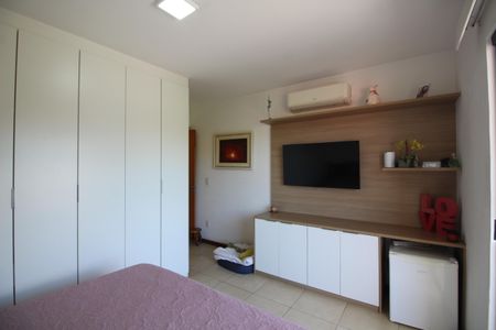 Casa de condomínio à venda com 154m², 4 quartos e 2 vagasQuarto 4