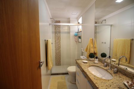 Casa de condomínio à venda com 154m², 4 quartos e 2 vagasQuarto 4 - Suíte