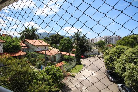 Casa de condomínio à venda com 154m², 4 quartos e 2 vagasQuarto 4 - Vista