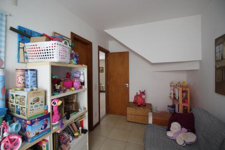 Casa de condomínio à venda com 154m², 4 quartos e 2 vagasQuarto 1