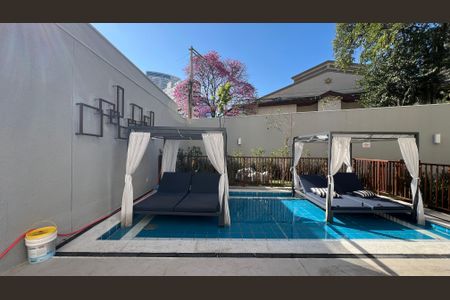 Studio para alugar com 25m², 1 quarto e sem vaga Studio para alugar com 25m², 1 quarto e sem vagaPiscina