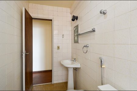 Apartamento para alugar com 64m², 2 quartos e sem vagaBanheiro