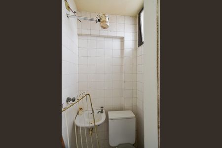Apartamento para alugar com 64m², 2 quartos e sem vagaBanheiro de serviço