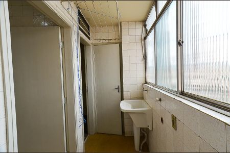 Apartamento para alugar com 64m², 2 quartos e sem vagaÁrea de Serviço