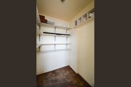 Apartamento para alugar com 64m², 2 quartos e sem vagaQuarto de Serviço