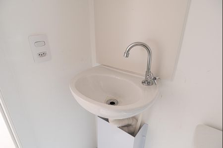 Studio para alugar com 24m², 1 quarto e sem vaga Studio para alugar com 24m², 1 quarto e sem vagaBanheiro