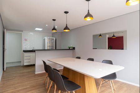 Studio para alugar com 24m², 1 quarto e sem vaga Studio para alugar com 24m², 1 quarto e sem vagaÁrea comum - Salão de festas