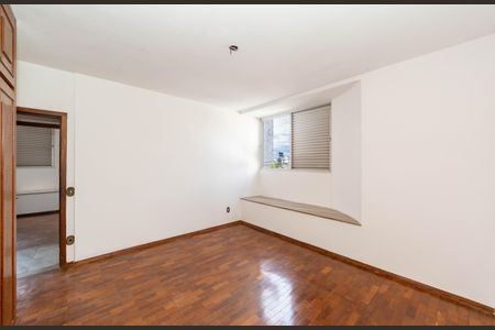 Apartamento à venda com 118m², 3 quartos e sem vaga Apartamento à venda com 118m², 3 quartos e sem vagaQUARTO3