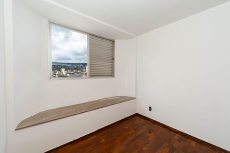 Apartamento à venda com 118m², 3 quartos e sem vaga Apartamento à venda com 118m², 3 quartos e sem vagaQUARTO1