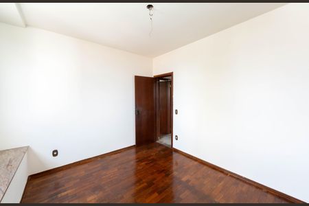 Apartamento à venda com 118m², 3 quartos e sem vaga Apartamento à venda com 118m², 3 quartos e sem vagaQUARTO2