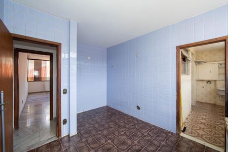 Apartamento à venda com 118m², 3 quartos e sem vaga Apartamento à venda com 118m², 3 quartos e sem vagaCOZINHA
