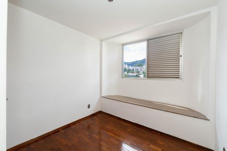 Apartamento à venda com 118m², 3 quartos e sem vaga Apartamento à venda com 118m², 3 quartos e sem vagaQUARTO1