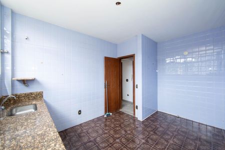 Apartamento à venda com 118m², 3 quartos e sem vaga Apartamento à venda com 118m², 3 quartos e sem vagaCOZINHA