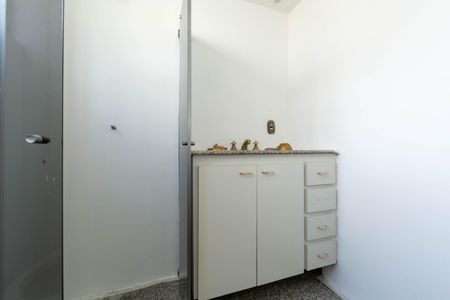 Apartamento à venda com 118m², 3 quartos e sem vaga Apartamento à venda com 118m², 3 quartos e sem vagaBANHEIRO1