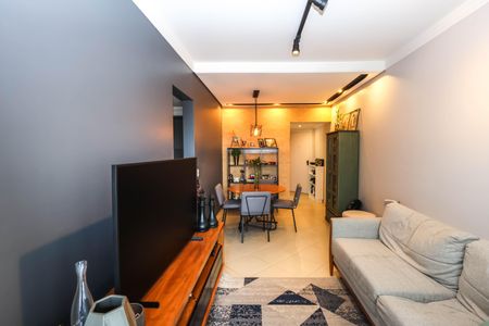 Sala de apartamento à venda com 2 quartos, 60m² em Vila Brasilio Machado, São Paulo