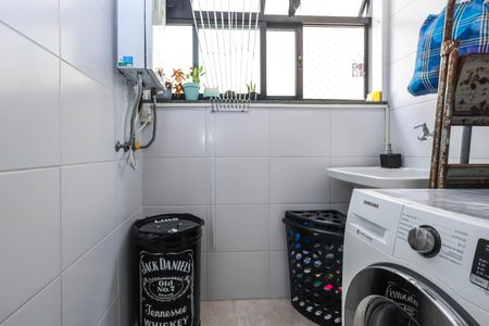 Apartamento à venda com 60m², 2 quartos e 2 vagasÁrea de Serviço