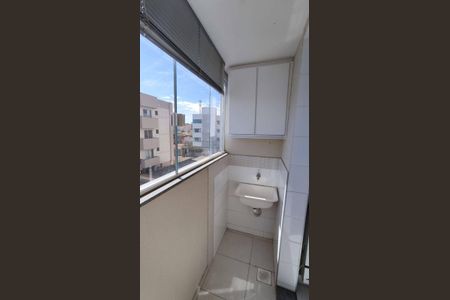 Apartamento para alugar com 2 quartos, 58m² em Santa Mônica, Uberlândia