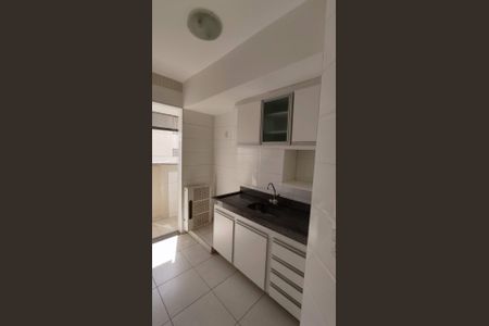 Apartamento para alugar com 2 quartos, 58m² em Santa Mônica, Uberlândia