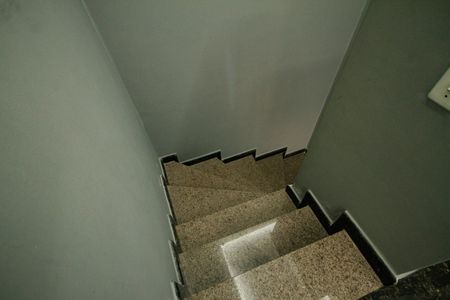 Apartamento para alugar com 278m², 4 quartos e 2 vagasEscada