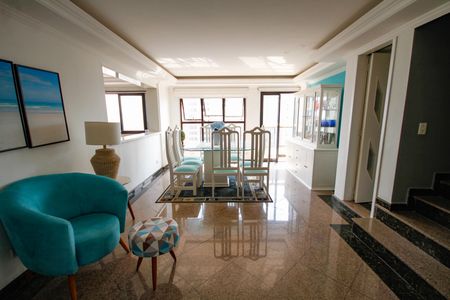 Apartamento para alugar com 278m², 4 quartos e 2 vagasSala