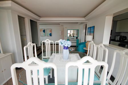 Apartamento para alugar com 278m², 4 quartos e 2 vagasSala